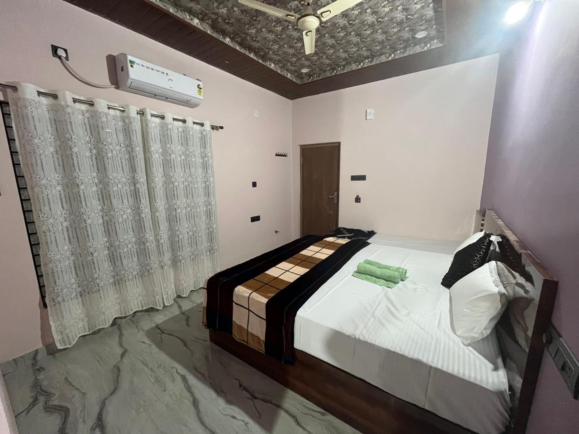 Manoj Homestay هامبي المظهر الخارجي الصورة